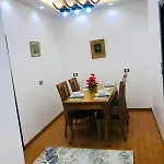 شقه بالزمالك مفروشة
