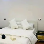 شقه بالزمالك مفروشة